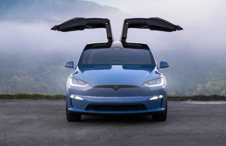 2026豪掷200亿美金，特斯拉谋转型：马斯克称最大对手来自中国？