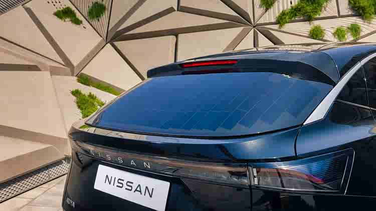 靠太阳能行驶的电动车？日产给出了答案：每天多跑23公里