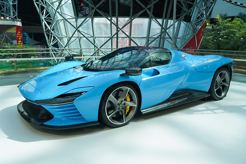 天津谢女士租京户车